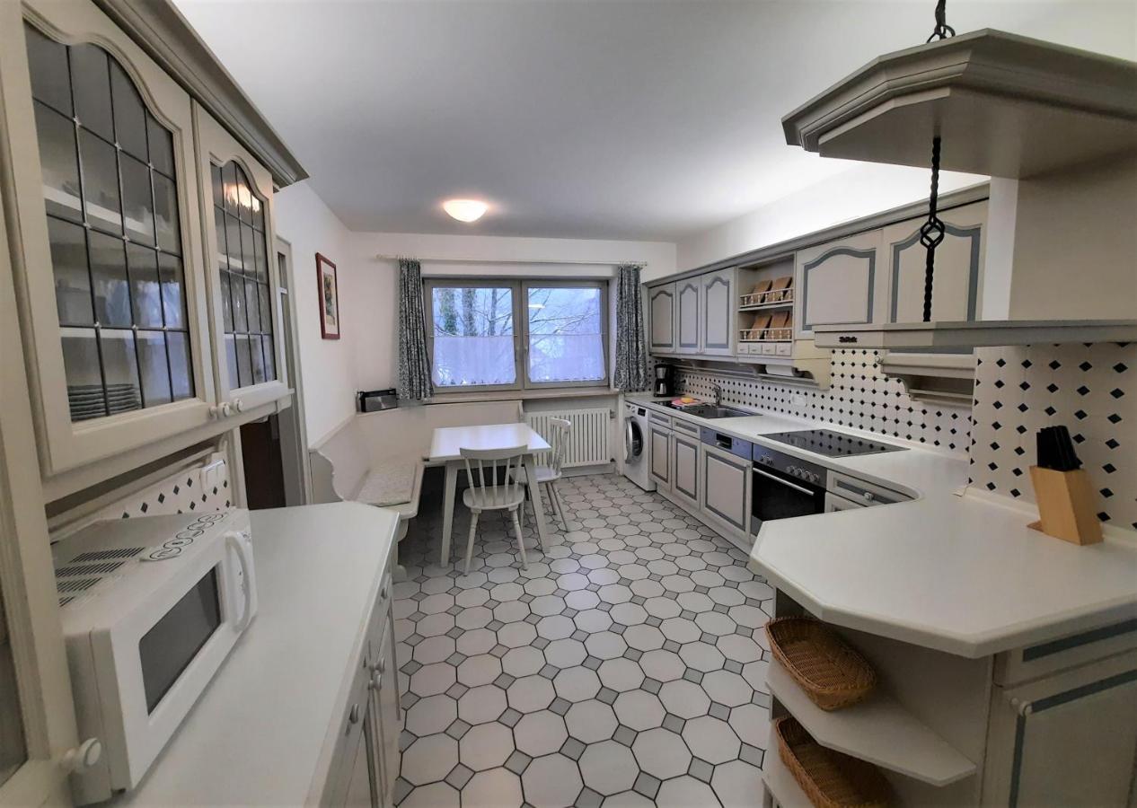 Ferienwohnung Zwischen Mozart und König Ludwig Teisendorf Exterior foto